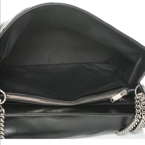 YSL • Calfskin Matelasse Large Loulou - Picture 5 of 6